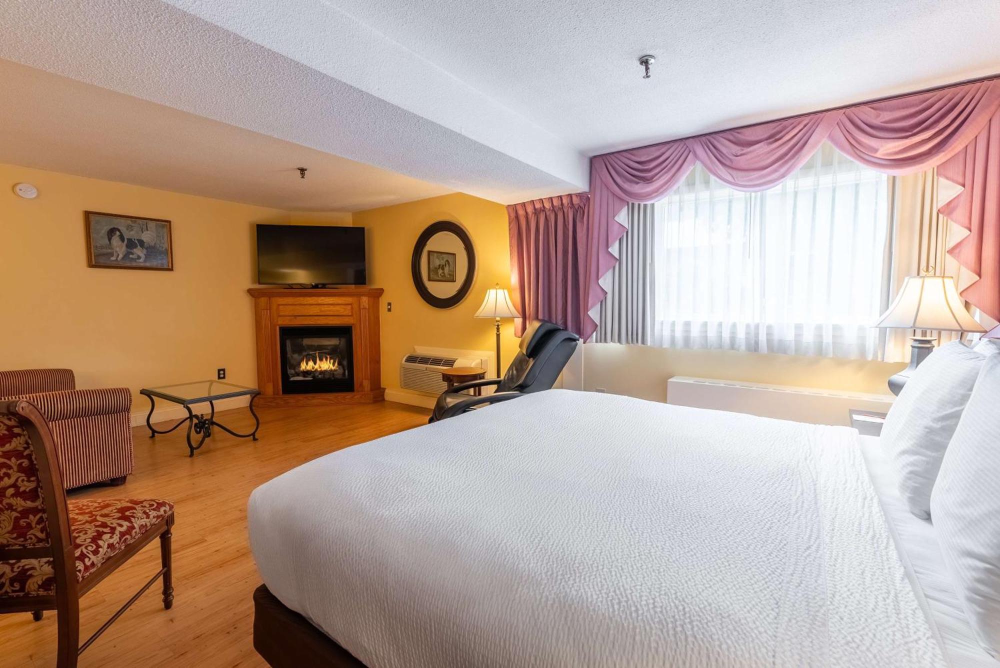 Fireside Inn & Suites Уотервилл Экстерьер фото